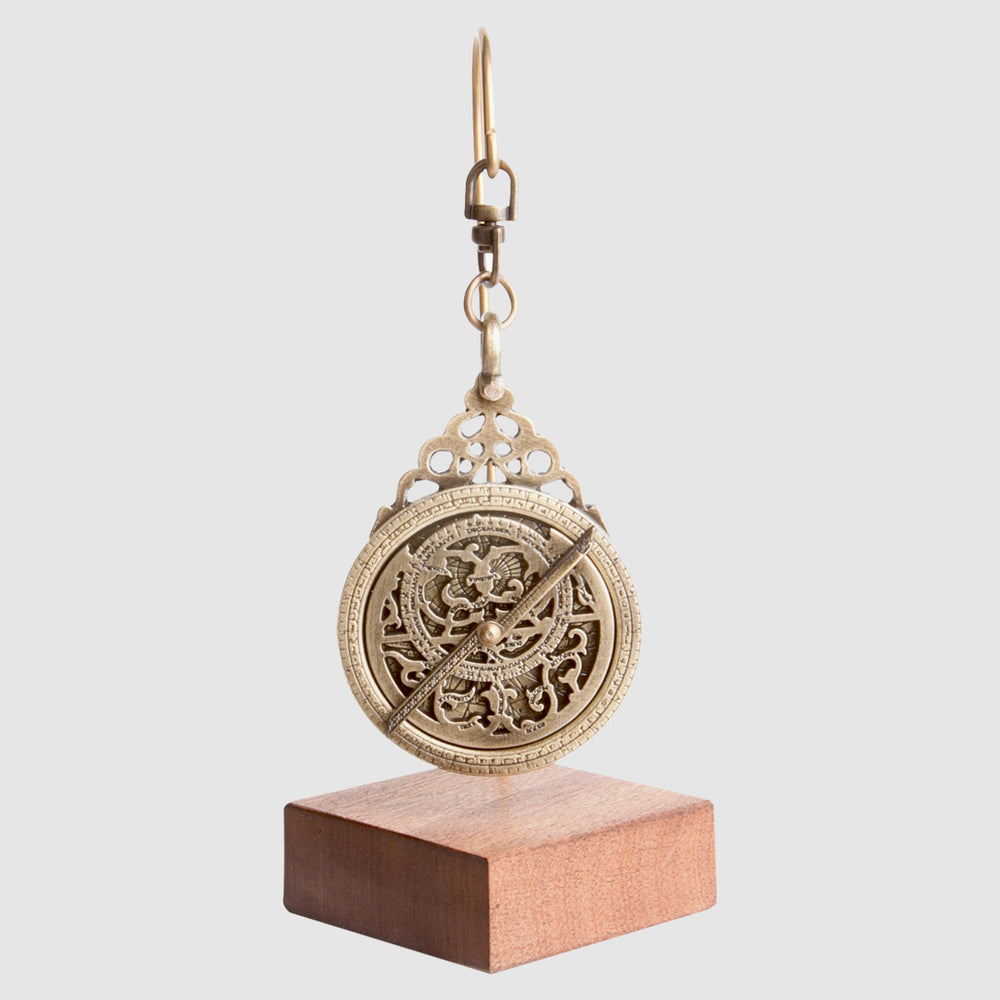 Astrolabio oriental , Miniatura, observación Astronómica, Belleza y Ciencia, Historia y Tecnología,, Objeto de colección